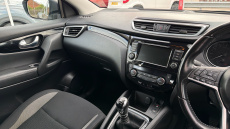 Nissan Qashqai 1.3 DiG-T 160 Acenta Premium 5dr Petrol Hatchback